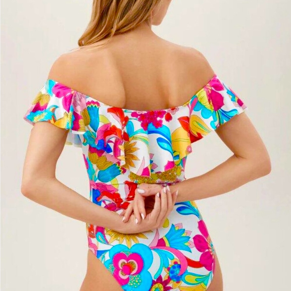 TRINA TURK FONTAINE OFF THE SHOULDER RUFFLE ONE PIECE SWIMSUIT
SIZE 6 -NWT - Picture 7 of 7